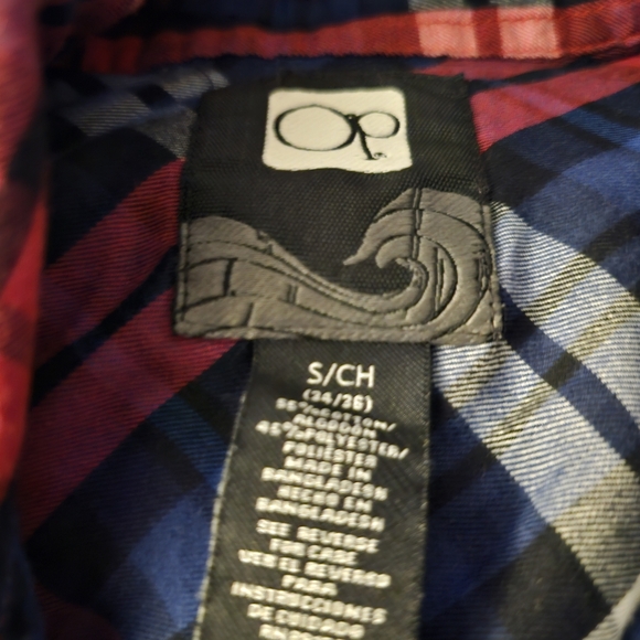 Button up - Picture 2 of 3